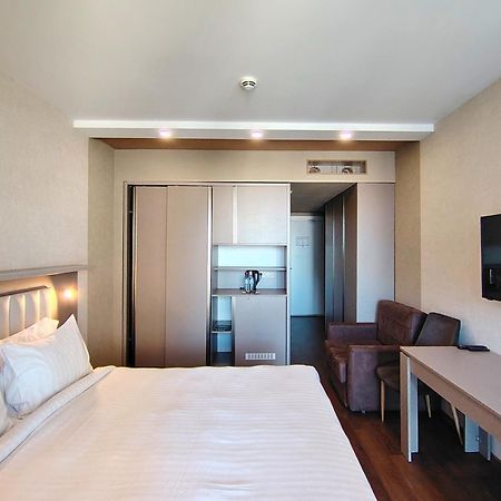 Aphrodite Apartments Batumi Exterior photo