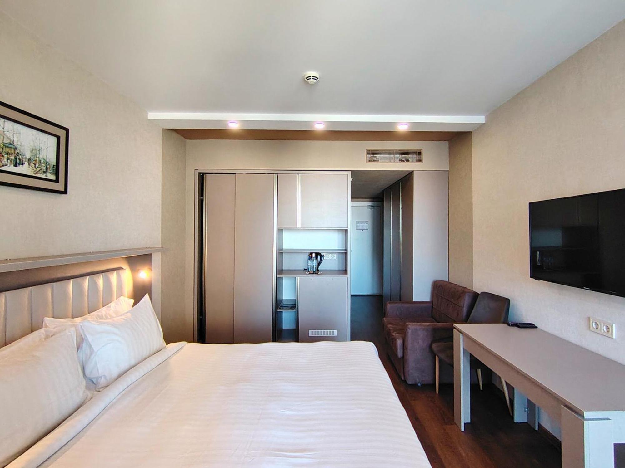 Aphrodite Apartments Batumi Exterior photo